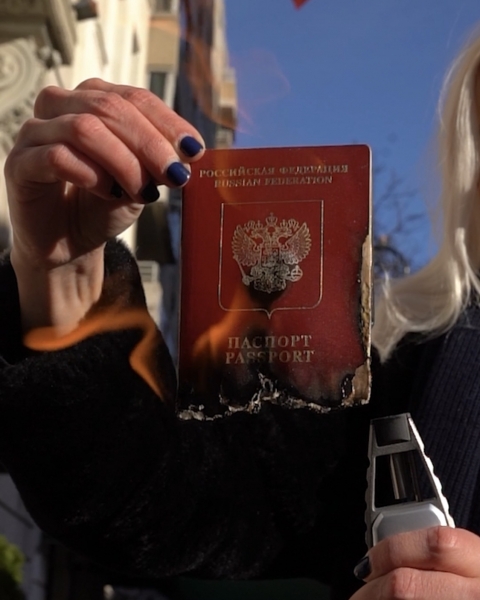 Russian national will use sales of her burning passport NFT to support Ukraine Russian national will use sales of her burning passport NFT to support Ukraine